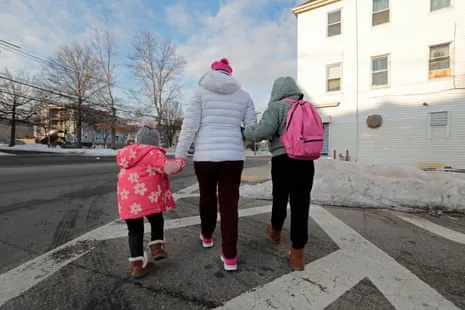 Judges Rule Against White House on Removing Central American Minors and Venezuelan Nationals
