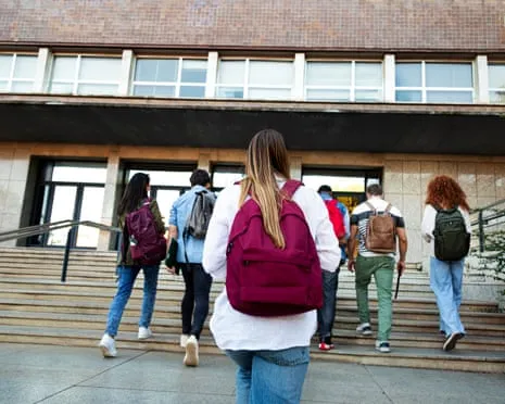 While Teen Boys Move Right, the Emergence of the 'New Chill Girl' Phenomenon Becomes Apparent